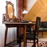 Elzbiecina Luxury &