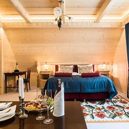 Elzbiecina Luxury & Vila