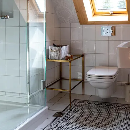 Elzbiecina Luxury & * זקופאנה