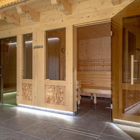 Elzbiecina Luxury &