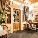 Elzbiecina Luxury & *