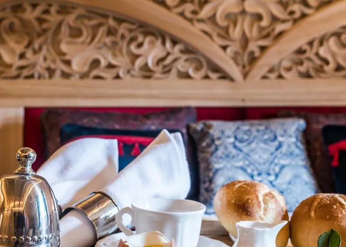 Elzbiecina Luxury & فيلة زاكوباني