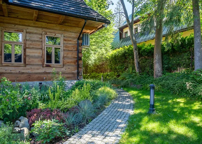 فيلة Elzbiecina Luxury & زاكوباني