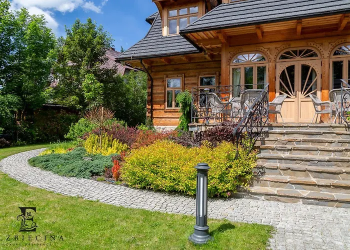 Elzbiecina Luxury & فيلة زاكوباني