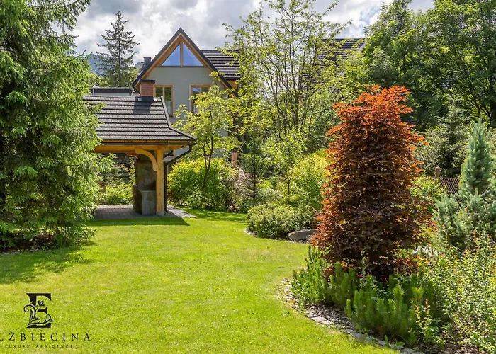 فيلة Elzbiecina Luxury &